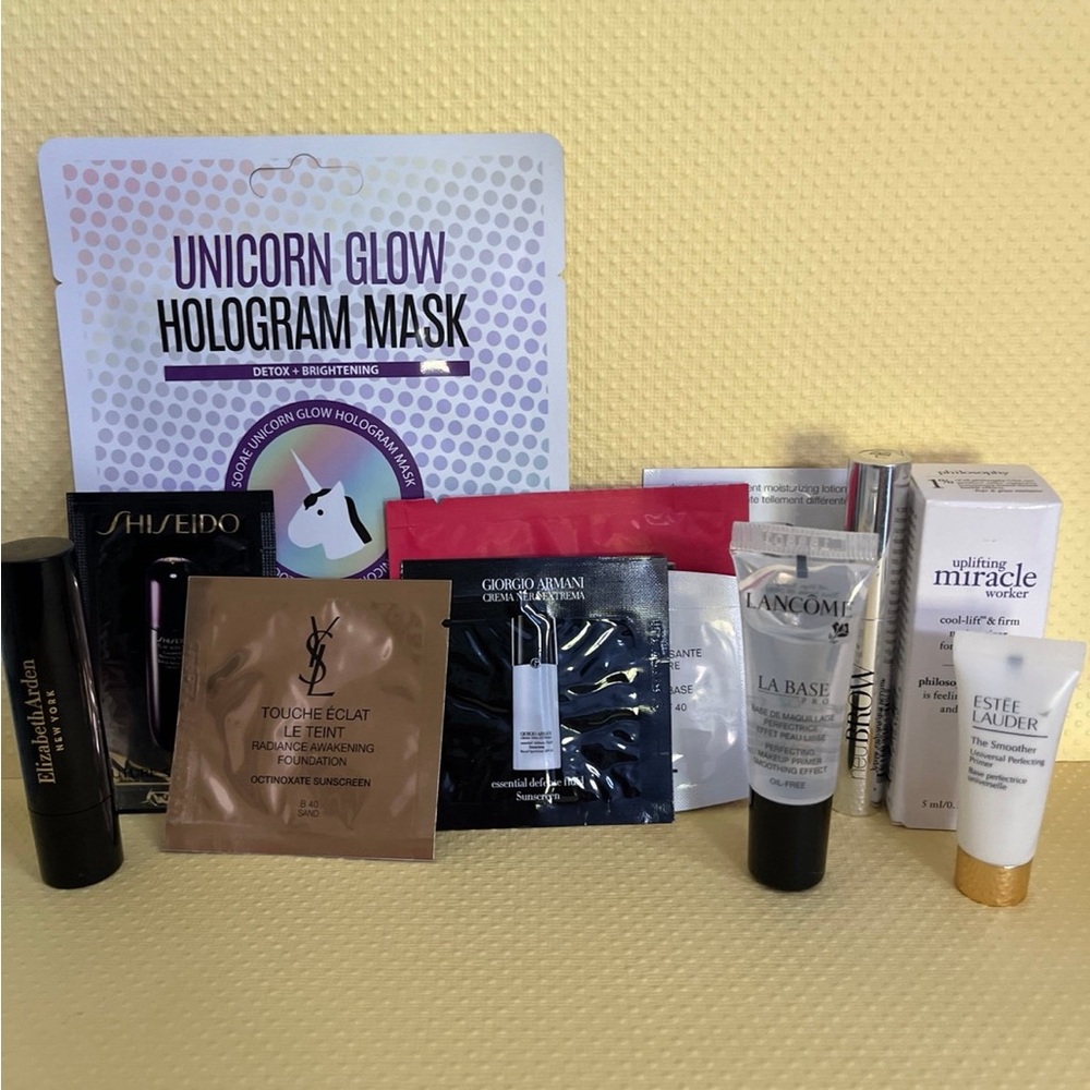 Beauty Bundle (12pcd) and Cosmetic Bag Gift